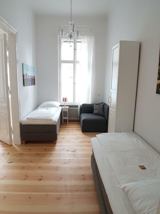 Lang Re By Rockchair Apartments L Superhost Status L 2 Bedrooms Boxspringbeds In City Center - Cozy Family & Business Flair Welcomes You! Berlin Exterior photo